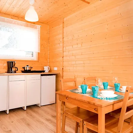 Holiday home Dhh Przystan Nr 7 *